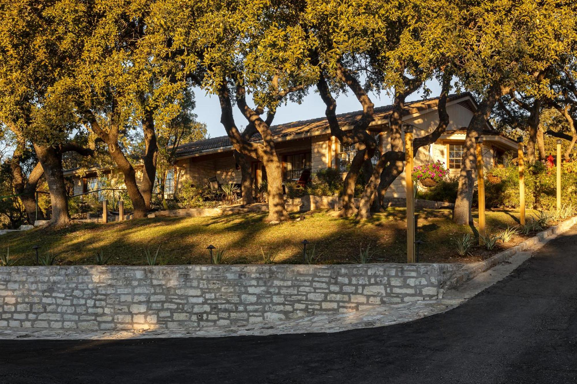 Blair House Inn And Spa Wimberley Exteriör bild