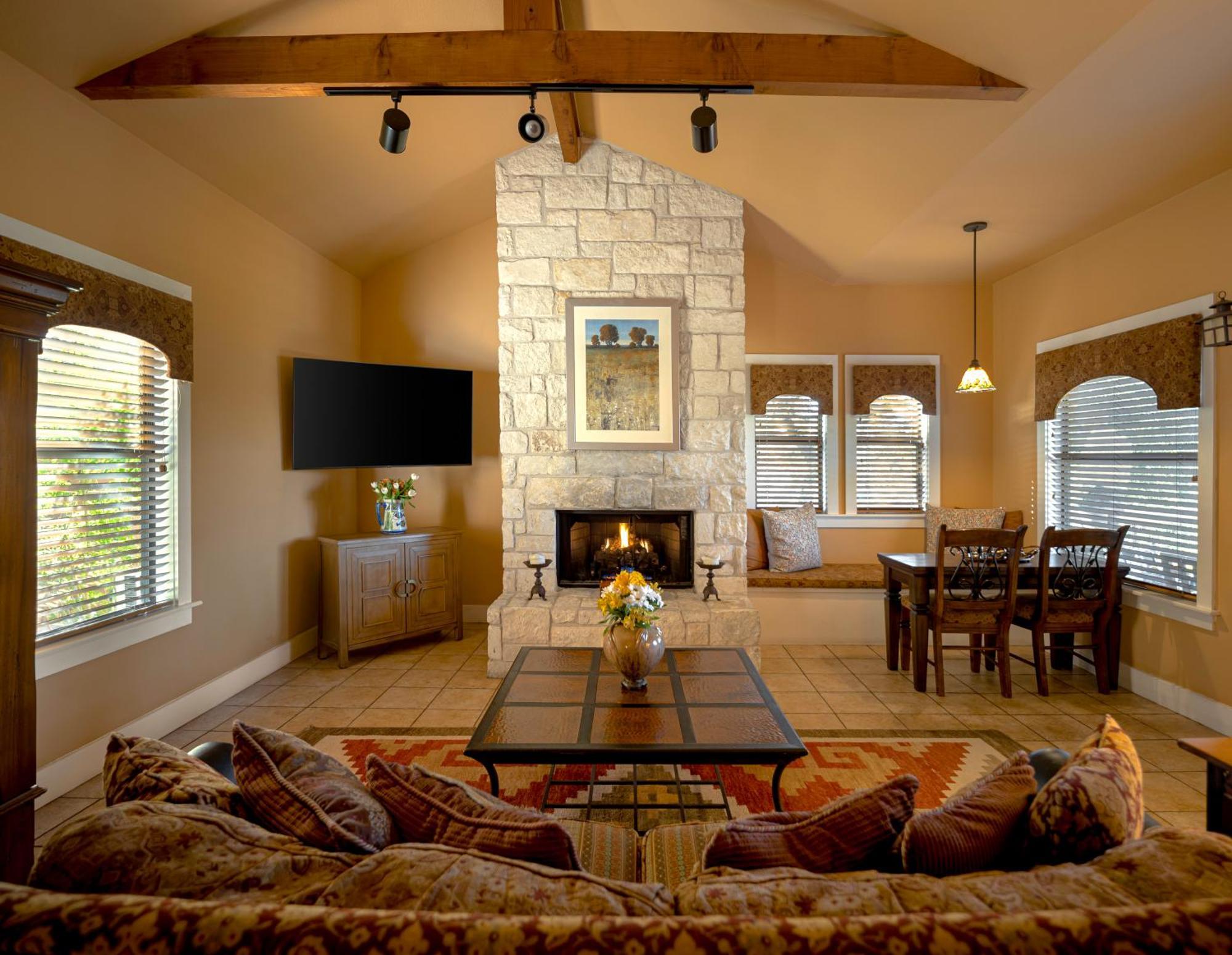 Blair House Inn And Spa Wimberley Rum bild